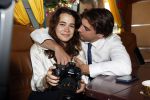 Hilversum Barneveld 13 juni 2020
Thierry Baudet gaat het land in om de krantjes van Forum voor democratie uit te delen. Zijn vriendin Davide legt alles vast met haar camera.