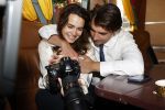 Hilversum Barneveld 13 juni 2020
Thierry Baudet gaat het land in om de krantjes van Forum voor democratie uit te delen. Zijn vriendin Davide legt alles vast met haar camera.