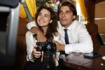 Hilversum Barneveld 13 juni 2020
Thierry Baudet gaat het land in om de krantjes van Forum voor democratie uit te delen. Zijn vriendin Davide legt alles vast met haar camera.