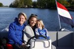 Nigtevecht 6 mei 2020
Thomas Berge Myrthe Mylius enhub zoon Jack aan het varen op de Vecht