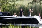 Nigtevecht 21 mei 2020
Wendy v Dijk met haar moeder man Erland Galjaard en dochter Lizzy aan het varen op de Vecht