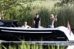 Nigtevecht 21 mei 2020
Wendy v Dijk met haar moeder man Erland Galjaard en dochter Lizzy aan het varen op de Vecht