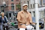 Amsterdam 4 juni 2021
Alain Clarik op de fiets in Amsterdam zuid