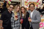Amstelveen 27 mei 2021
Opening Yoyo tea bar van Rachel Hazes in winkelcentrum Amstelveen.
Andre Hazes zijn vriendinSarah v Soelen en haar ouders zijn ook aanwezig. Djarno Hofland met Manon Kool