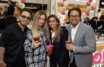Amstelveen 27 mei 2021
Opening Yoyo tea bar van Rachel Hazes in winkelcentrum Amstelveen.
Andre Hazes zijn vriendinSarah v Soelen en haar ouders zijn ook aanwezig. Djarno Hofland met Manon Kool