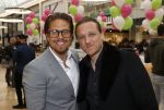 Amstelveen 27 mei 2021
Opening Yoyo tea bar van Rachel Hazes in winkelcentrum Amstelveen.
Andre Hazes zijn vriendinSarah v Soelen en haar ouders zijn ook aanwezig. Andre en Benjamin Aslan