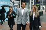 Amstelveen 27 mei 2021
Opening Yoyo tea bar van Rachel Hazes in winkelcentrum Amstelveen.
Andre Hazes zijn vriendinSarah v Soelen en haar ouders zijn ook aanwezig.