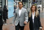 Amstelveen 27 mei 2021
Opening Yoyo tea bar van Rachel Hazes in winkelcentrum Amstelveen.
Andre Hazes zijn vriendinSarah v Soelen en haar ouders zijn ook aanwezig.