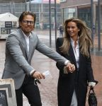 Amstelveen 27 mei 2021
Opening Yoyo tea bar van Rachel Hazes in winkelcentrum Amstelveen.
Andre Hazes zijn vriendinSarah v Soelen en haar ouders zijn ook aanwezig.