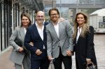 Amstelveen 27 mei 2021
Opening Yoyo tea bar van Rachel Hazes in winkelcentrum Amstelveen.
Andre Hazes zijn vriendinSarah v Soelen en haar ouders zijn ook aanwezig.