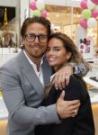 Amstelveen 27 mei 2021
Opening Yoyo tea bar van Rachel Hazes in winkelcentrum Amstelveen.
Andre Hazes zijn vriendinSarah v Soelen en haar ouders zijn ook aanwezig.