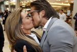 Amstelveen 27 mei 2021
Opening Yoyo tea bar van Rachel Hazes in winkelcentrum Amstelveen.
Andre Hazes zijn vriendinSarah v Soelen en haar ouders zijn ook aanwezig.