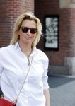 Amsterdam 9 juni 2021
Opening expositie van Monique Collignon in beurs v Berlage. Anouk Smulders