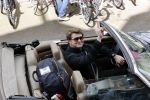 Amsterdam 29 mei 2021
Beau v Erven Dorens in zij Jaguar cabriolet in het centrum van Amsterdam.