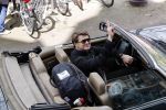 Amsterdam 29 mei 2021
Beau v Erven Dorens in zij Jaguar cabriolet in het centrum van Amsterdam.