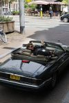 Amsterdam 29 mei 2021
Beau v Erven Dorens in zij Jaguar cabriolet in het centrum van Amsterdam.