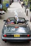 Amsterdam 29 mei 2021
Beau v Erven Dorens in zij Jaguar cabriolet in het centrum van Amsterdam.