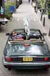 Amsterdam 29 mei 2021
Beau v Erven Dorens in zij Jaguar cabriolet in het centrum van Amsterdam.