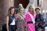 Amsterdam 9 juni 2021
Opening expositie van Monique Collignon in beurs v Berlage. Miss Nederland Denise Speelman met Monica van Ee