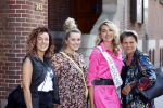 Amsterdam 9 juni 2021
Opening expositie van Monique Collignon in beurs v Berlage. Miss Nederland Denise Speelman met Monica van Ee