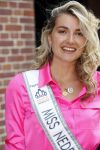 Amsterdam 9 juni 2021
Opening expositie van Monique Collignon in beurs v Berlage. Miss Nederland Denise Speelman