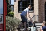 Noordwijk 31 mei en 1 juni 2021
Het nieuwe huis van Martien en Erica Meiland. Ze verhuizen vanuit Hengelo naar Noordwijk.
Aanwezig Martien Meiland Erica Meiland Maxime Meiland met dochter Claire en partner Leroy Molkenboer Montana Meiland met vrien Dirk Hoogstraten. Ook broer Jaap meiland en zijn vrouw Evelien helpen mee.