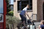 Noordwijk 31 mei en 1 juni 2021
Het nieuwe huis van Martien en Erica Meiland. Ze verhuizen vanuit Hengelo naar Noordwijk.
Aanwezig Martien Meiland Erica Meiland Maxime Meiland met dochter Claire en partner Leroy Molkenboer Montana Meiland met vrien Dirk Hoogstraten. Ook broer Jaap meiland en zijn vrouw Evelien helpen mee.