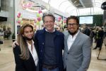 Amstelveen 27 mei 2021
Opening Yoyo tea bar van Rachel Hazes in winkelcentrum Amstelveen.
Andre Hazes zijn vriendinSarah v Soelen en haar ouders zijn ook aanwezig. Guido den Aantrekker met Andre en Sarah