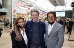 Amstelveen 27 mei 2021
Opening Yoyo tea bar van Rachel Hazes in winkelcentrum Amstelveen.
Andre Hazes zijn vriendinSarah v Soelen en haar ouders zijn ook aanwezig. Guido den Aantrekker met Andre en Sarah