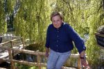 Castricum 7 juni 2021
Boekpresentatie Henny Huisman . Henny krijgt het eerste boek uit handen van Jacques d Ancona