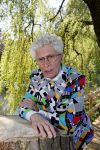 Castricum 7 juni 2021
Boekpresentatie Henny Huisman . Henny krijgt het eerste boek uit handen van Jacques d Ancona
