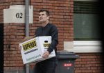 Amsterdam 21 mei 2021
Jeroen v d Boom verhuisd naar zijn nieuwe huis in Amsterdam zuid