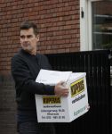 Amsterdam 21 mei 2021
Jeroen v d Boom verhuisd naar zijn nieuwe huis in Amsterdam zuid