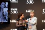 Amsterdam 2 juni 2021
FHM 500 uitreiking bij IJVER in Amsterdam noord. Kalvijn met zijn vriendin Nina Warink