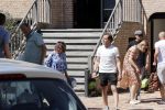 Noordwijk 31 mei en 1 juni 2021
Het nieuwe huis van Martien en Erica Meiland. Ze verhuizen vanuit Hengelo naar Noordwijk.
Aanwezig Martien Meiland Erica Meiland Maxime Meiland met dochter Claire en partner Leroy Molkenboer Montana Meiland met vrien Dirk Hoogstraten. Ook broer Jaap meiland en zijn vrouw Evelien helpen mee.
