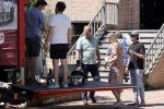 Noordwijk 31 mei en 1 juni 2021
Het nieuwe huis van Martien en Erica Meiland. Ze verhuizen vanuit Hengelo naar Noordwijk.
Aanwezig Martien Meiland Erica Meiland Maxime Meiland met dochter Claire en partner Leroy Molkenboer Montana Meiland met vrien Dirk Hoogstraten. Ook broer Jaap meiland en zijn vrouw Evelien helpen mee.