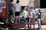 Noordwijk 31 mei en 1 juni 2021
Het nieuwe huis van Martien en Erica Meiland. Ze verhuizen vanuit Hengelo naar Noordwijk.
Aanwezig Martien Meiland Erica Meiland Maxime Meiland met dochter Claire en partner Leroy Molkenboer Montana Meiland met vrien Dirk Hoogstraten. Ook broer Jaap meiland en zijn vrouw Evelien helpen mee.