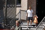 Noordwijk 31 mei en 1 juni 2021
Het nieuwe huis van Martien en Erica Meiland. Ze verhuizen vanuit Hengelo naar Noordwijk.
Aanwezig Martien Meiland Erica Meiland Maxime Meiland met dochter Claire en partner Leroy Molkenboer Montana Meiland met vrien Dirk Hoogstraten. Ook broer Jaap meiland en zijn vrouw Evelien helpen mee.