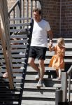 Noordwijk 31 mei en 1 juni 2021
Het nieuwe huis van Martien en Erica Meiland. Ze verhuizen vanuit Hengelo naar Noordwijk.
Aanwezig Martien Meiland Erica Meiland Maxime Meiland met dochter Claire en partner Leroy Molkenboer Montana Meiland met vrien Dirk Hoogstraten. Ook broer Jaap meiland en zijn vrouw Evelien helpen mee.