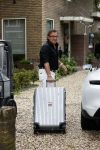 Huizen 26 mei 2021 
Marco en leontien Borsato arriveren bij het huis van Leontien nadat ze terug zijn gekomen van een liefdesvakantie naar ibiza.