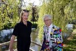 Castricum 7 juni 2021
Boekpresentatie Henny Huisman . Henny krijgt het eerste boek uit handen van Jacques d Ancona. Marieke Derksen met Jacques d Ancona
