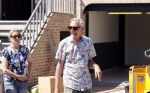 Noordwijk 31 mei en 1 juni 2021
Het nieuwe huis van Martien en Erica Meiland. Ze verhuizen vanuit Hengelo naar Noordwijk.
Aanwezig Martien Meiland Erica Meiland Maxime Meiland met dochter Claire en partner Leroy Molkenboer Montana Meiland met vrien Dirk Hoogstraten. Ook broer Jaap meiland en zijn vrouw Evelien helpen mee.