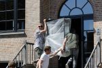 Noordwijk 31 mei en 1 juni 2021
Het nieuwe huis van Martien en Erica Meiland. Ze verhuizen vanuit Hengelo naar Noordwijk.
Aanwezig Martien Meiland Erica Meiland Maxime Meiland met dochter Claire en partner Leroy Molkenboer Montana Meiland met vrien Dirk Hoogstraten. Ook broer Jaap meiland en zijn vrouw Evelien helpen mee.