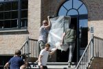 Noordwijk 31 mei en 1 juni 2021
Het nieuwe huis van Martien en Erica Meiland. Ze verhuizen vanuit Hengelo naar Noordwijk.
Aanwezig Martien Meiland Erica Meiland Maxime Meiland met dochter Claire en partner Leroy Molkenboer Montana Meiland met vrien Dirk Hoogstraten. Ook broer Jaap meiland en zijn vrouw Evelien helpen mee.