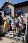 Noordwijk 31 mei en 1 juni 2021
Het nieuwe huis van Martien en Erica Meiland. Ze verhuizen vanuit Hengelo naar Noordwijk.
Aanwezig Martien Meiland Erica Meiland Maxime Meiland met dochter Claire en partner Leroy Molkenboer Montana Meiland met vrien Dirk Hoogstraten. Ook broer Jaap meiland en zijn vrouw Evelien helpen mee.