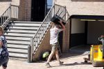 Noordwijk 31 mei en 1 juni 2021
Het nieuwe huis van Martien en Erica Meiland. Ze verhuizen vanuit Hengelo naar Noordwijk.
Aanwezig Martien Meiland Erica Meiland Maxime Meiland met dochter Claire en partner Leroy Molkenboer Montana Meiland met vrien Dirk Hoogstraten. Ook broer Jaap meiland en zijn vrouw Evelien helpen mee.