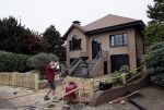 Noordwijk 6 juni 2021
Martien Meiland heeft een hek laten plaatsen bij zijn nieuwe huis.