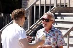 Noordwijk 31 mei en 1 juni 2021
Het nieuwe huis van Martien en Erica Meiland. Ze verhuizen vanuit Hengelo naar Noordwijk.
Aanwezig Martien Meiland Erica Meiland Maxime Meiland met dochter Claire en partner Leroy Molkenboer Montana Meiland met vrien Dirk Hoogstraten. Ook broer Jaap meiland en zijn vrouw Evelien helpen mee. Martien Meiland en Nick Dijkman van story