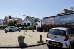 Noordwijk 31 mei en 1 juni 2021
Het nieuwe huis van Martien en Erica Meiland. Ze verhuizen vanuit Hengelo naar Noordwijk.
Aanwezig Martien Meiland Erica Meiland Maxime Meiland met dochter Claire en partner Leroy Molkenboer Montana Meiland met vrien Dirk Hoogstraten. Ook broer Jaap meiland en zijn vrouw Evelien helpen mee. De politie en handhaving kwamen ook kijken