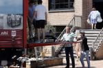 Noordwijk 31 mei en 1 juni 2021
Het nieuwe huis van Martien en Erica Meiland. Ze verhuizen vanuit Hengelo naar Noordwijk.
Aanwezig Martien Meiland Erica Meiland Maxime Meiland met dochter Claire en partner Leroy Molkenboer Montana Meiland met vrien Dirk Hoogstraten. Ook broer Jaap meiland en zijn vrouw Evelien helpen mee.